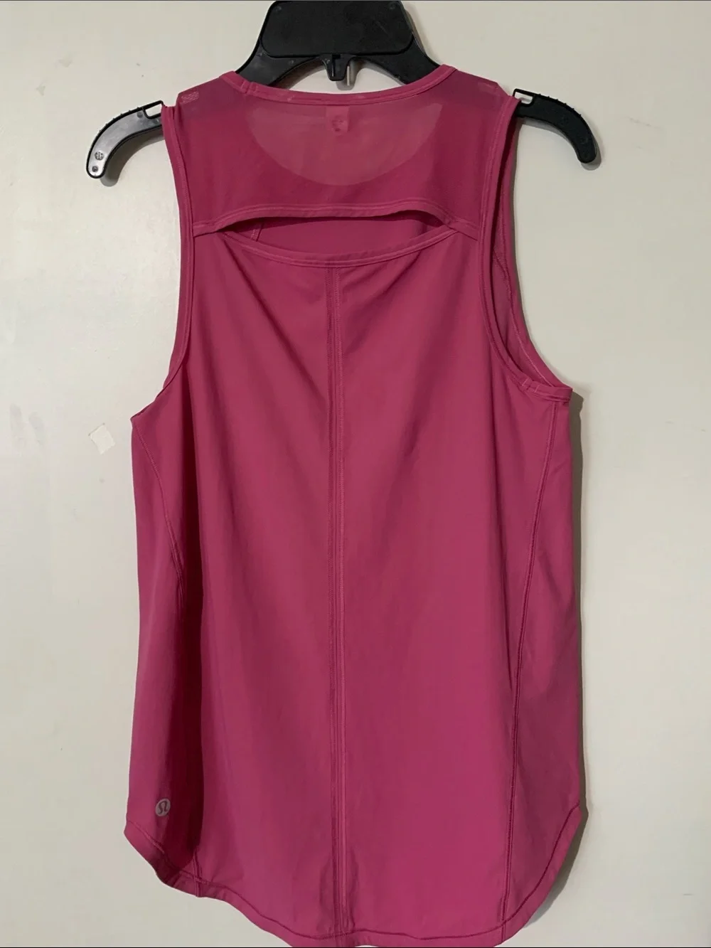 lululemon athletica deep pink sleeveless tank top